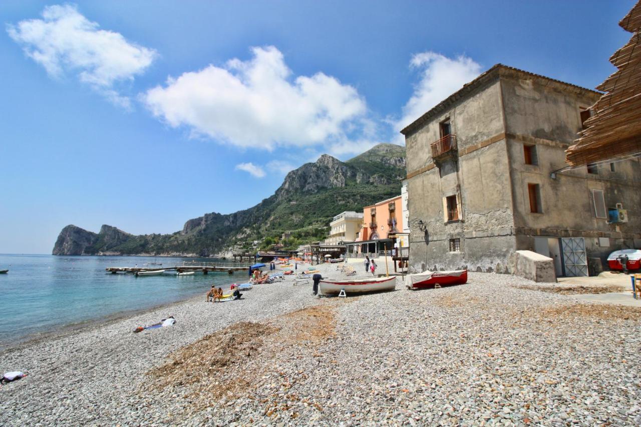 Mimi Sul Mare Apartment มัสซาลูเบรนเซ ภายนอก รูปภาพ