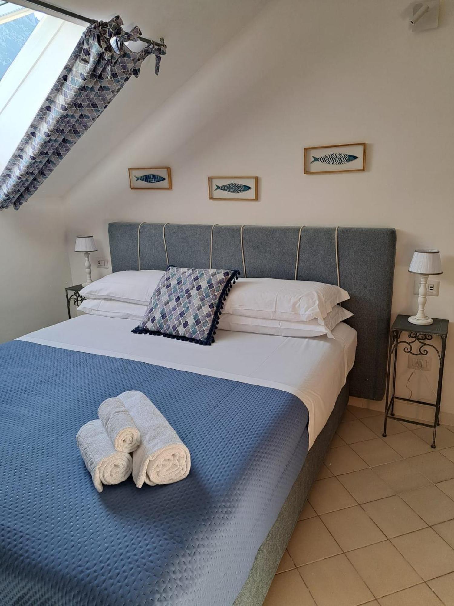 Mimi Sul Mare Apartment มัสซาลูเบรนเซ ห้อง รูปภาพ