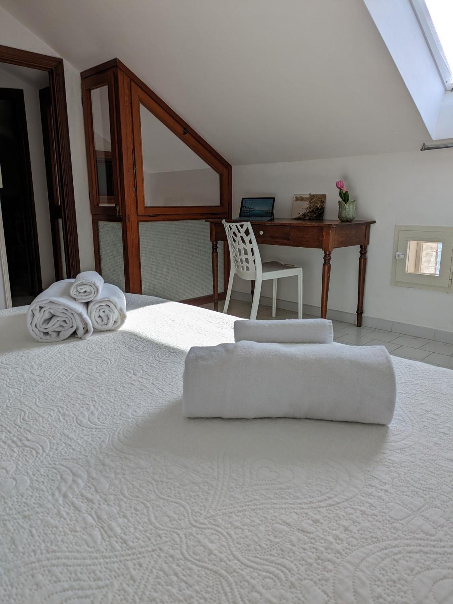 Mimi Sul Mare Apartment มัสซาลูเบรนเซ ภายนอก รูปภาพ